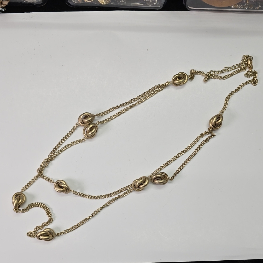🔸️5/$25🔸️ Gold Knot Necklace